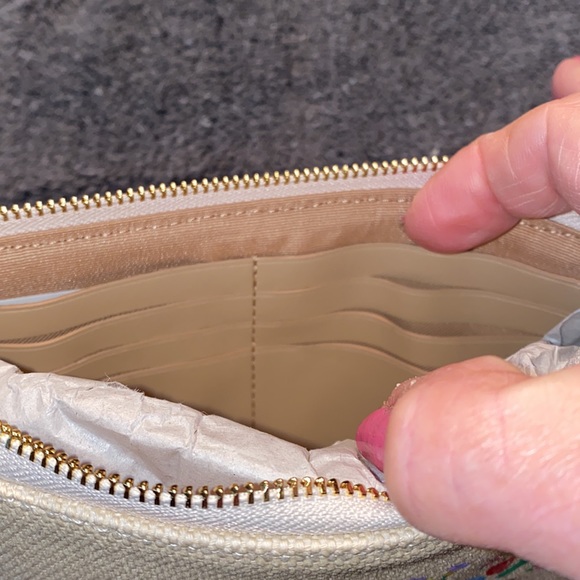 New Large Coach Wristlet 19 With Dreamy Veggie & Horse & Carriage - Picture 6 of 9